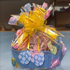 Juicy Couture Earrings Easter Basket with accessories